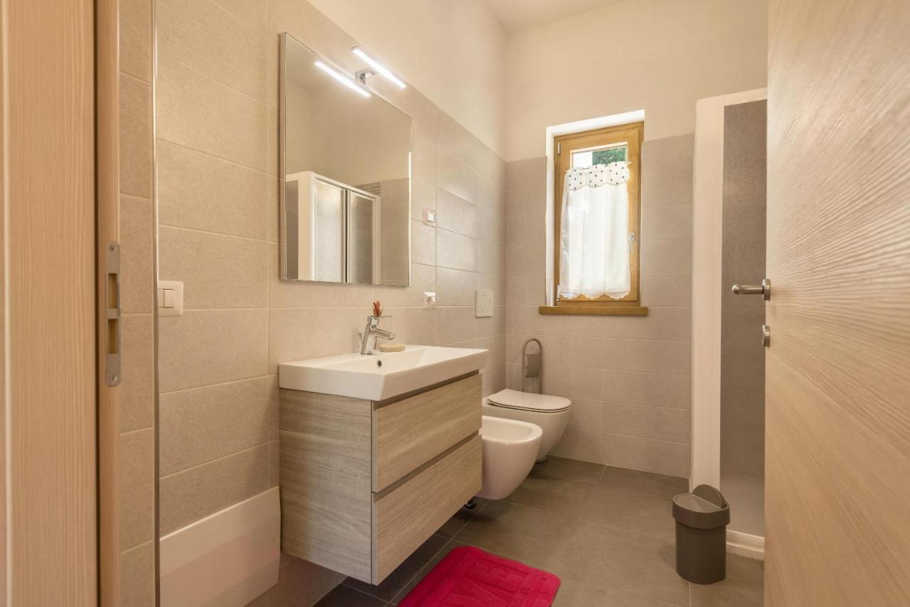 Nonno Bigi Rosa Apartment Tremosine Luaran gambar